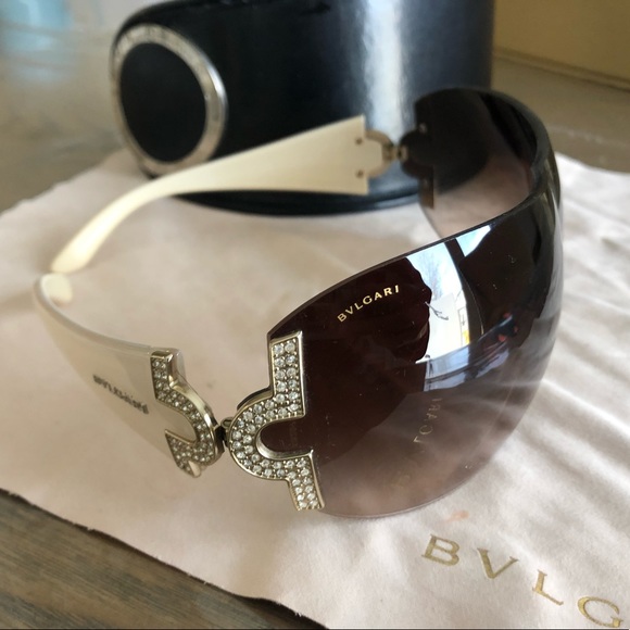 BVLGAR Accessories - BVLGARI ‼️❤️Sale Avatar Sunglasses